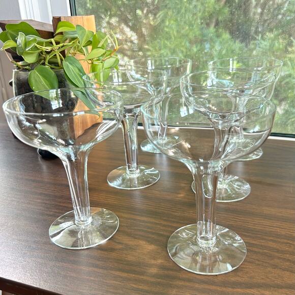 Set of 6 Vintage Art Deco Hollow Stem Coupe Glasses – Champagne or Cocktail - Picture 1 of 16